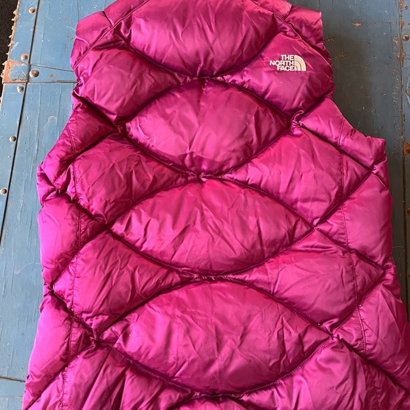 The North Face 550 vest - Picture 2 of 5